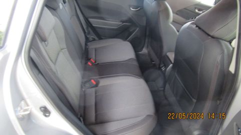 Car image 21