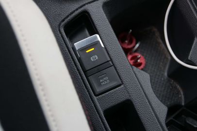 Car image 41