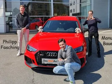 Car image 5