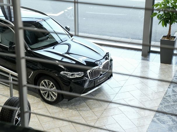 BMW X3 xDrive 210 kW image number 24