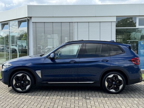 BMW iX3 210 kW image number 3