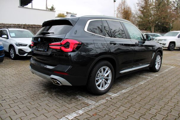 BMW X3 xDrive 180 kW image number 3