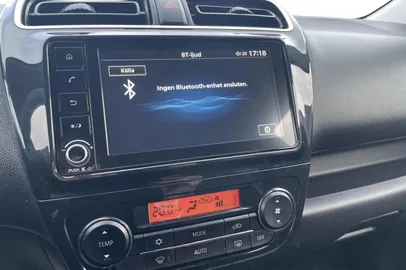 Car image 22