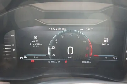 Car image 30