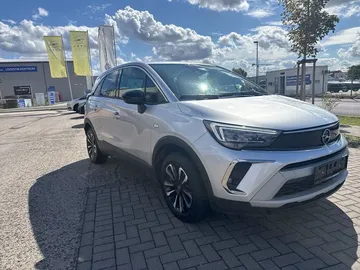 Car image 25