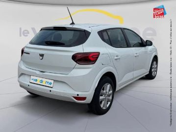 Car image 5