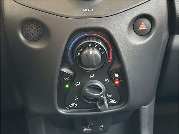 Toyota Aygo 53 kW image number 15