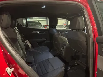 Car image 31