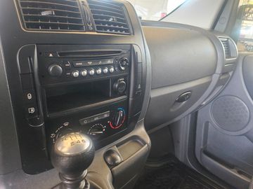 Car image 15