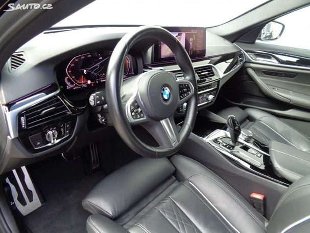 BMW 540d Touring xDrive 250 kW image number 8