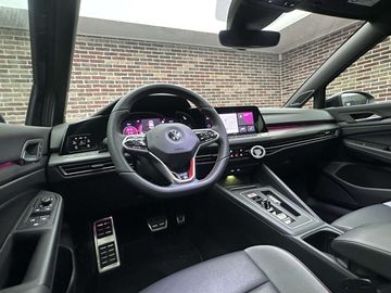 Car image 37