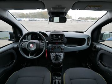 Car image 16