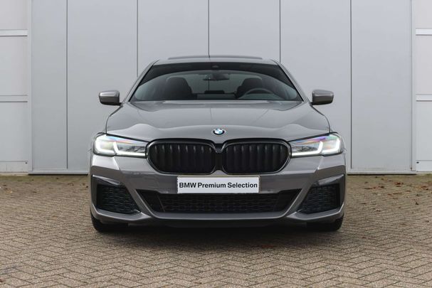 BMW 520i 135 kW image number 2