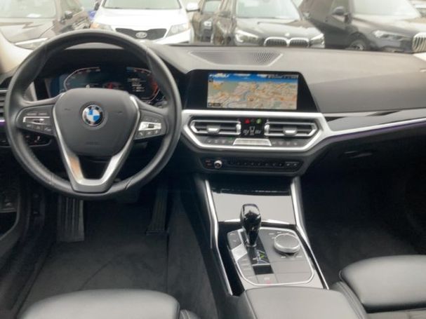 BMW 320d Touring xDrive 140 kW image number 7