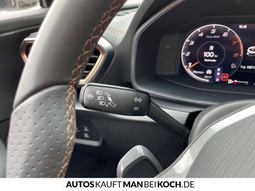 Car image 32