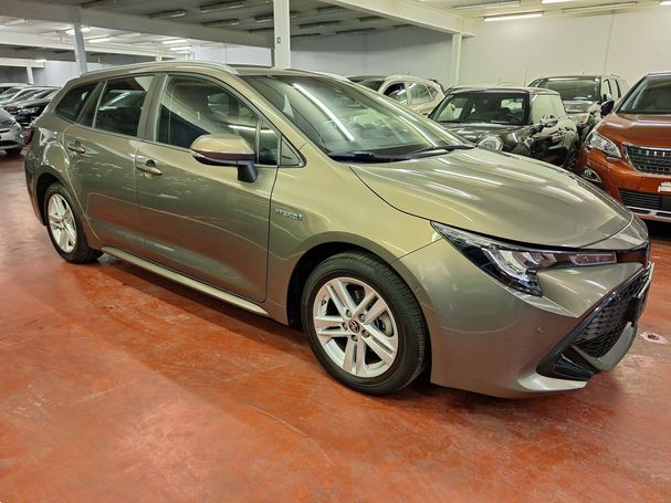 Toyota Corolla 1.8 Hybrid Touring Sports 90 kW image number 3