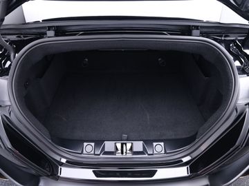 Car image 43