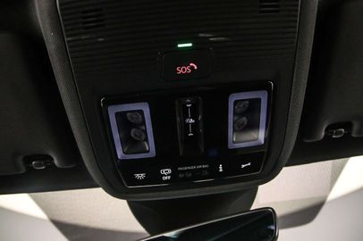 Car image 35