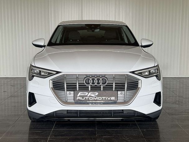 Audi e-tron 50 quattro 230 kW image number 4