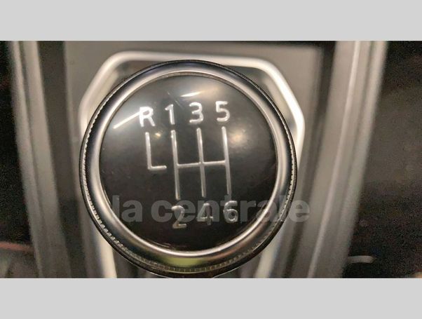 Renault Clio TCe 140 103 kW image number 30