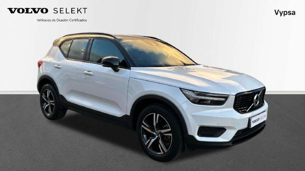 Volvo XC40 T4 140 kW image number 6