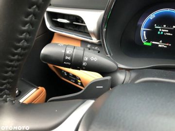 Car image 33