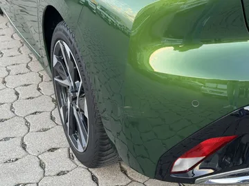 Car image 28