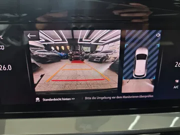 Car image 37