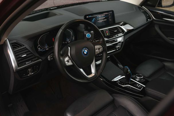 BMW iX3 210 kW image number 10