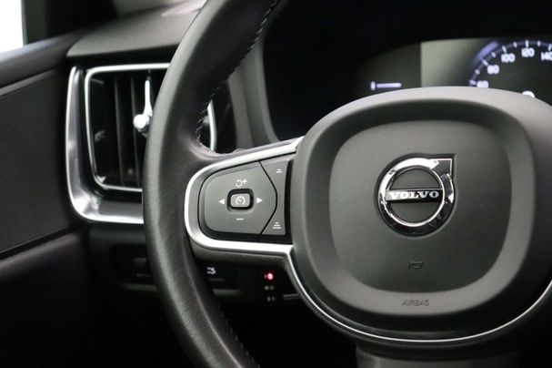 Volvo V60 D3 Momentum 110 kW image number 10