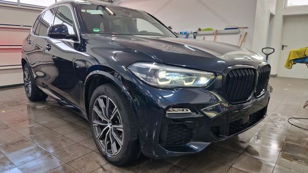 BMW X5 xDrive 195 kW image number 2