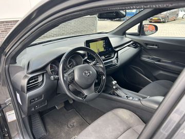 Car image 13