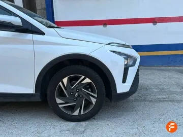 Car image 23