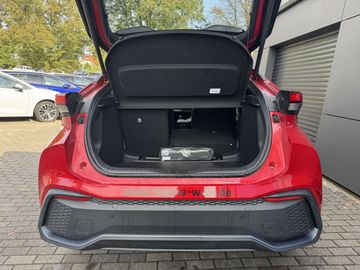 Car image 10