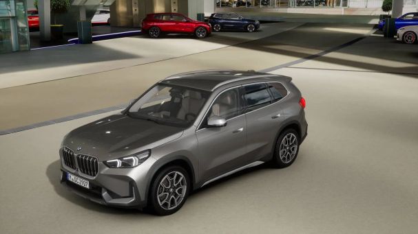 BMW X1 xDrive23i 160 kW image number 2