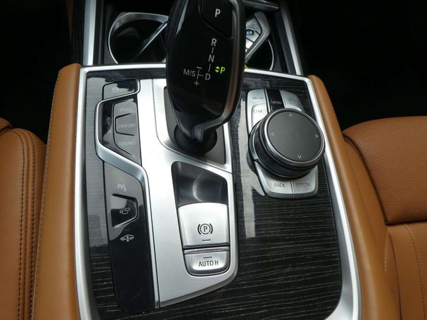 BMW 740i 241 kW image number 21