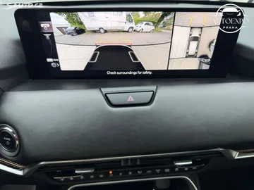 Car image 35