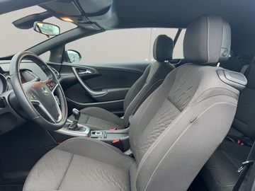 Car image 10