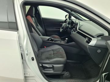 Car image 11