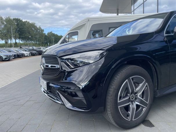 Mercedes-Benz GLC 300 245 kW image number 9