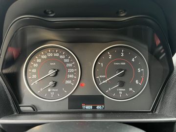 Car image 35