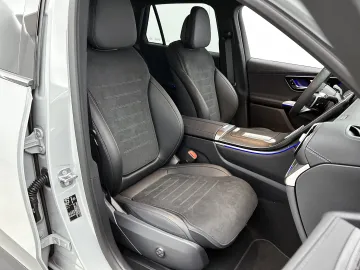 Car image 49