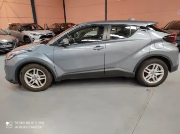 Car image 5