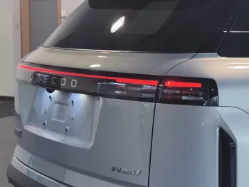 Car image 35