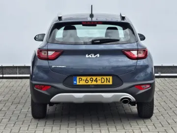 Car image 37