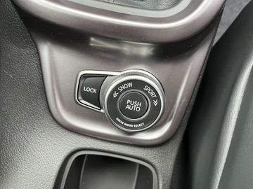 Car image 35