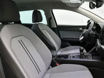 Car image 33
