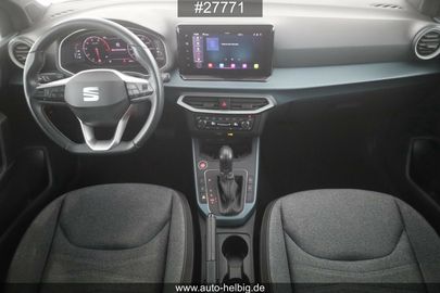 Car image 15