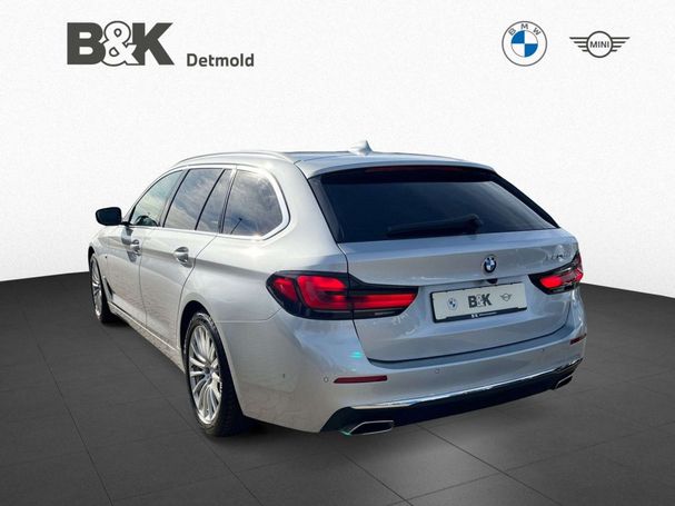 BMW 520d Touring Luxury Line 140 kW image number 3