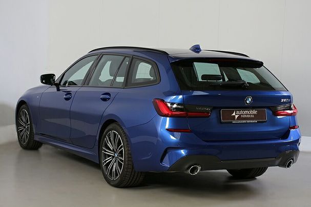 BMW 320d Touring M Sport 140 kW image number 4